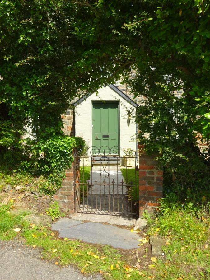Tabor House B&B Fishguard Dış mekan fotoğraf